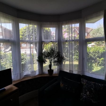 William Morris, Spacious Ground Floor Lux Double Bedroom Bexhill-on-Sea Exterior foto
